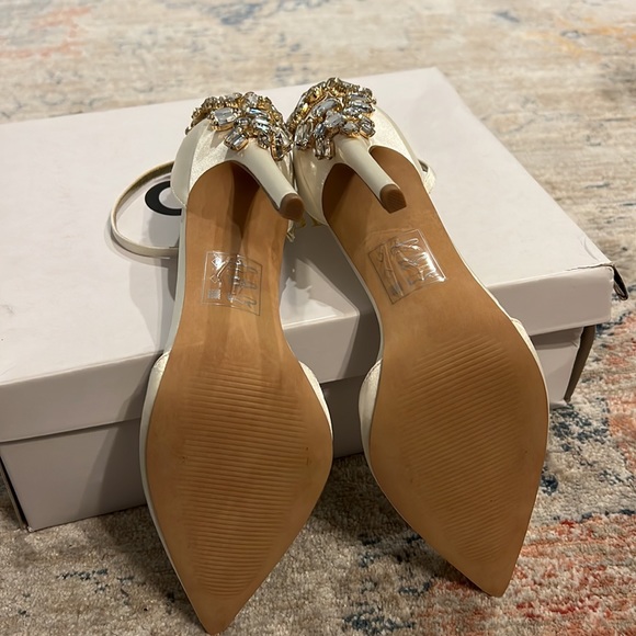 Cream/White ASOS BRIDE Heels - Picture 8 of 16